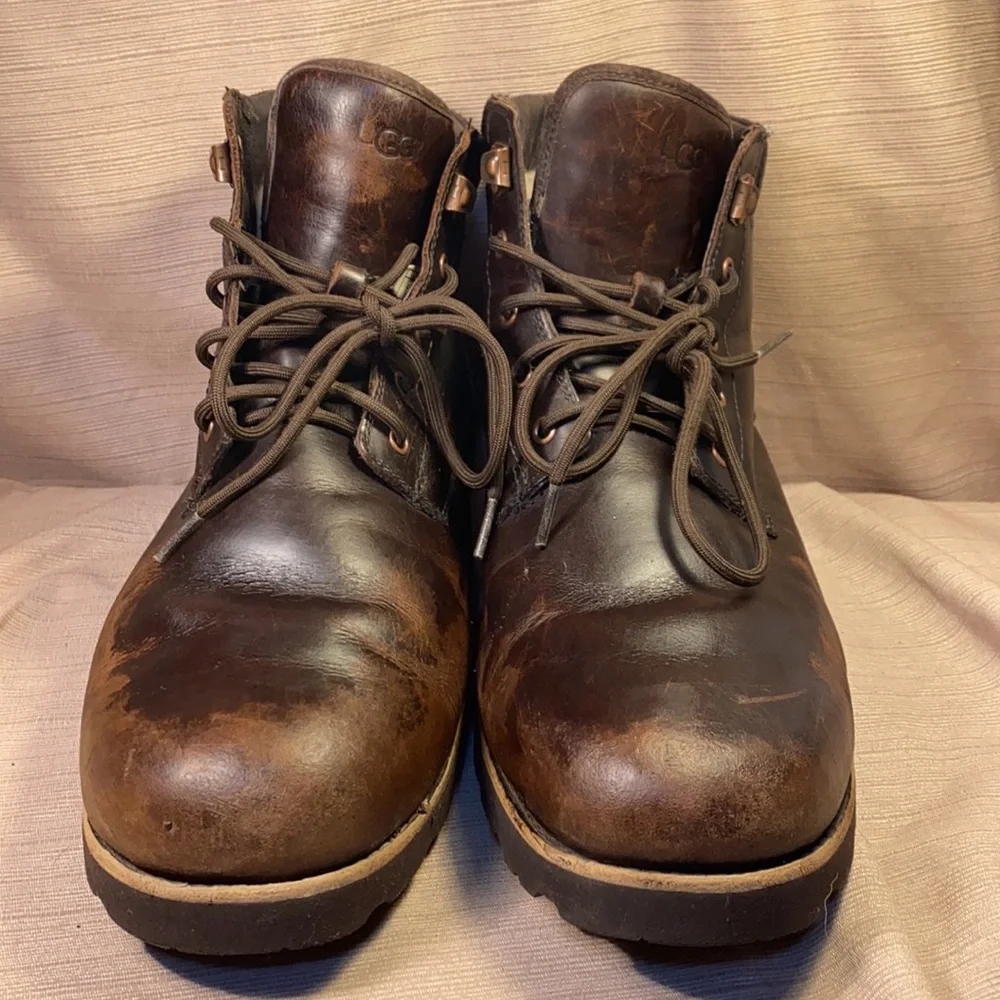 UGG stamp sz13